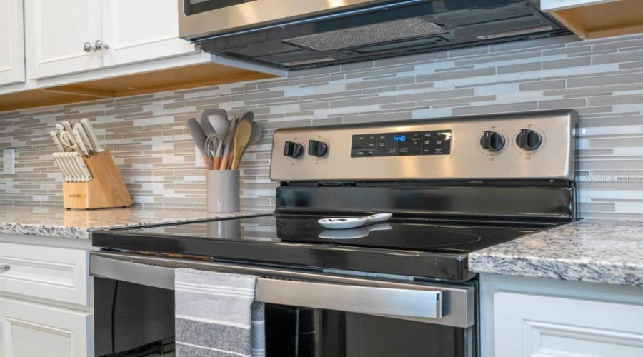Address not available!, 5 Bedrooms Bedrooms, ,4 BathroomsBathrooms,Residential,For Sale,0,MFRO6348689