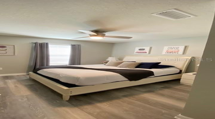 DAVENPORT, Florida 33837, 5 Bedrooms Bedrooms, ,4 BathroomsBathrooms,Residential,For Sale,OAK SPRING,0,MFRS5135755