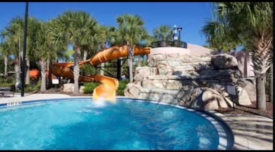 DAVENPORT, Florida 33837, 5 Bedrooms Bedrooms, ,4 BathroomsBathrooms,Residential,For Sale,OAK SPRING,0,MFRS5135755