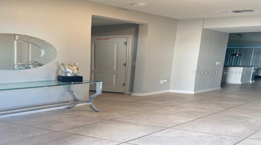 DAVENPORT, Florida 33837, 5 Bedrooms Bedrooms, ,4 BathroomsBathrooms,Residential,For Sale,OAK SPRING,0,MFRS5135755