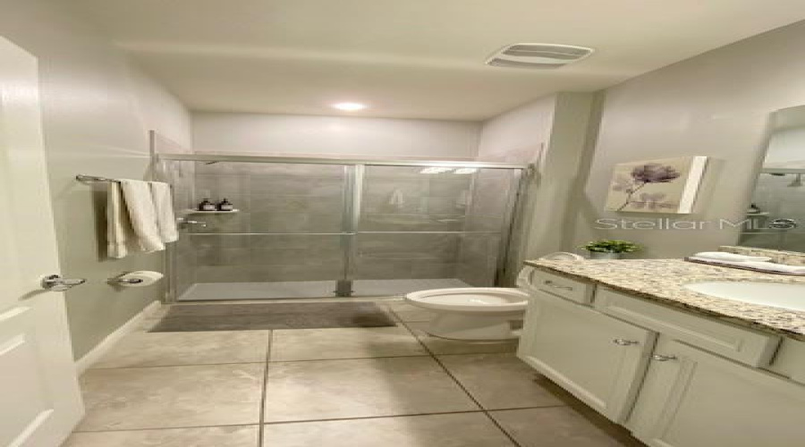 DAVENPORT, Florida 33837, 5 Bedrooms Bedrooms, ,4 BathroomsBathrooms,Residential,For Sale,OAK SPRING,0,MFRS5135755