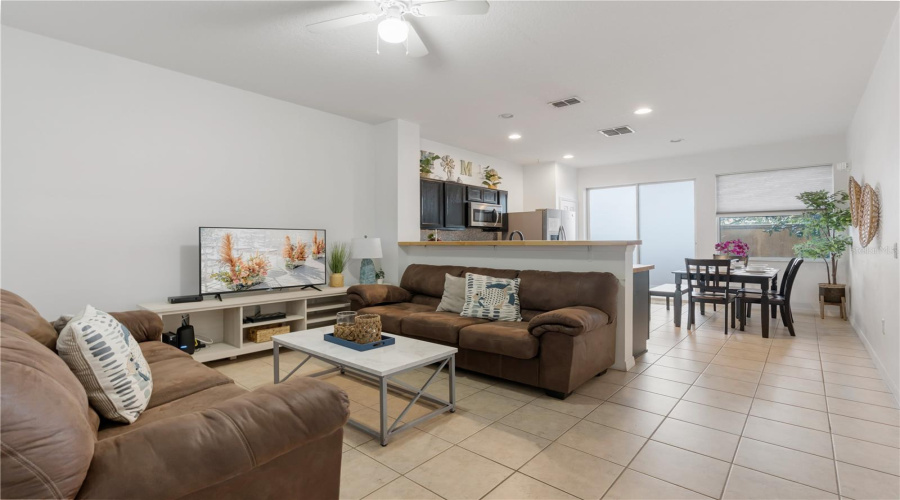 KISSIMMEE, Florida 34747, 3 Bedrooms Bedrooms, ,3 BathroomsBathrooms,Residential,For Sale,ANDROS,0,MFRTB8433699