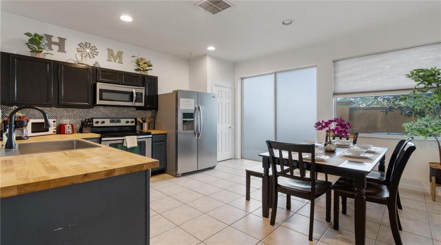 KISSIMMEE, Florida 34747, 3 Bedrooms Bedrooms, ,3 BathroomsBathrooms,Residential,For Sale,ANDROS,0,MFRTB8433699