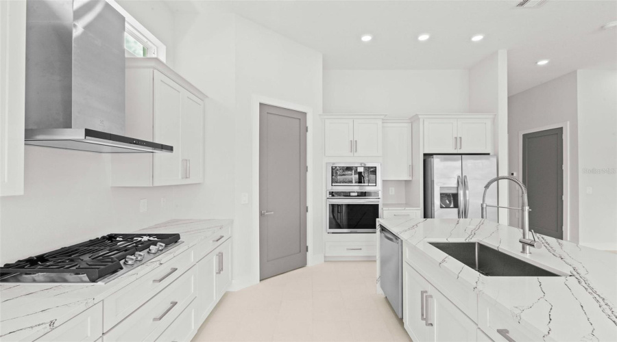 REUNION, Florida 34747, 6 Bedrooms Bedrooms, ,6 BathroomsBathrooms,Residential,For Sale,EXCITEMENT,0,MFRO6340855