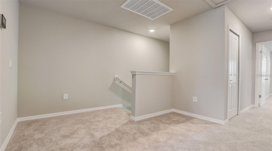 DAVENPORT, Florida 33896, 3 Bedrooms Bedrooms, ,2 BathroomsBathrooms,Residential,For Sale,LEGACY,0,MFRO6347580