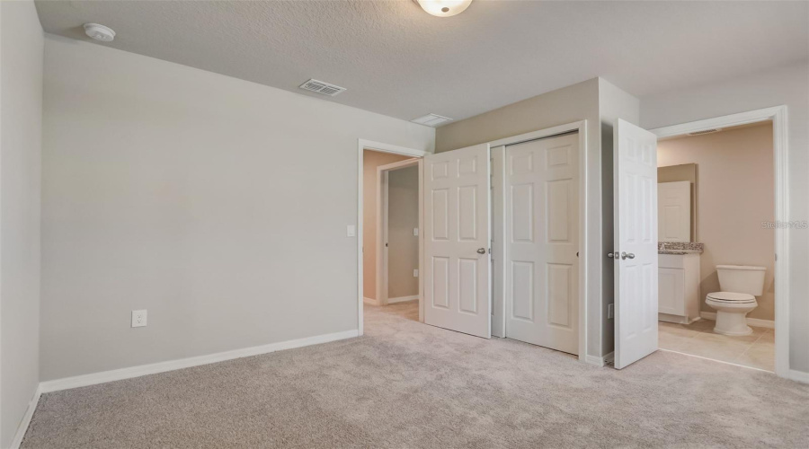 DAVENPORT, Florida 33896, 3 Bedrooms Bedrooms, ,2 BathroomsBathrooms,Residential,For Sale,LEGACY,0,MFRO6347580