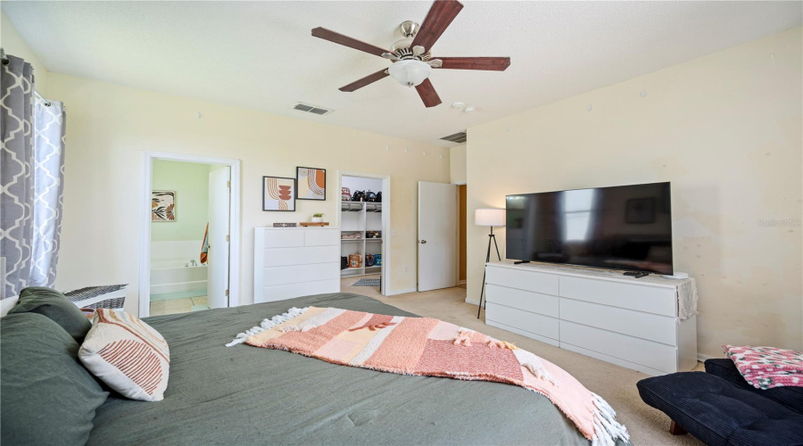 DAVENPORT, Florida 33897, 3 Bedrooms Bedrooms, ,2 BathroomsBathrooms,Residential,For Sale,ELDERBERRY,0,MFRL4956193