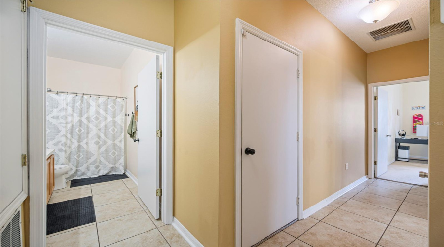 DAVENPORT, Florida 33897, 3 Bedrooms Bedrooms, ,2 BathroomsBathrooms,Residential,For Sale,ELDERBERRY,0,MFRL4956193