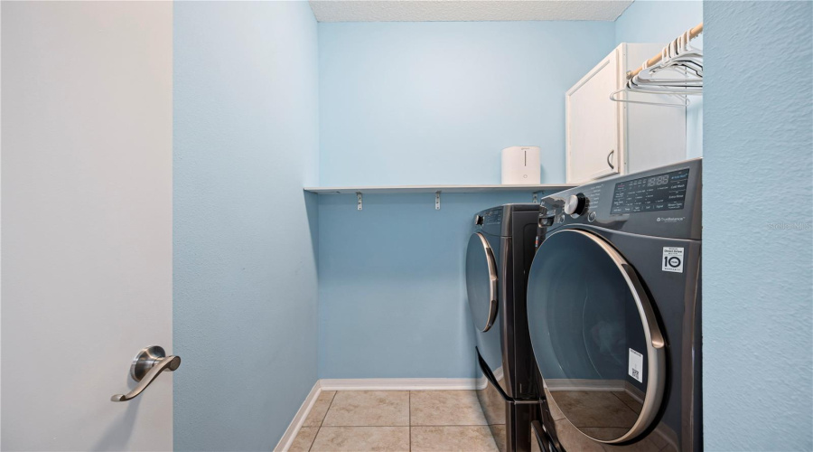 DAVENPORT, Florida 33897, 3 Bedrooms Bedrooms, ,2 BathroomsBathrooms,Residential,For Sale,ELDERBERRY,0,MFRL4956193