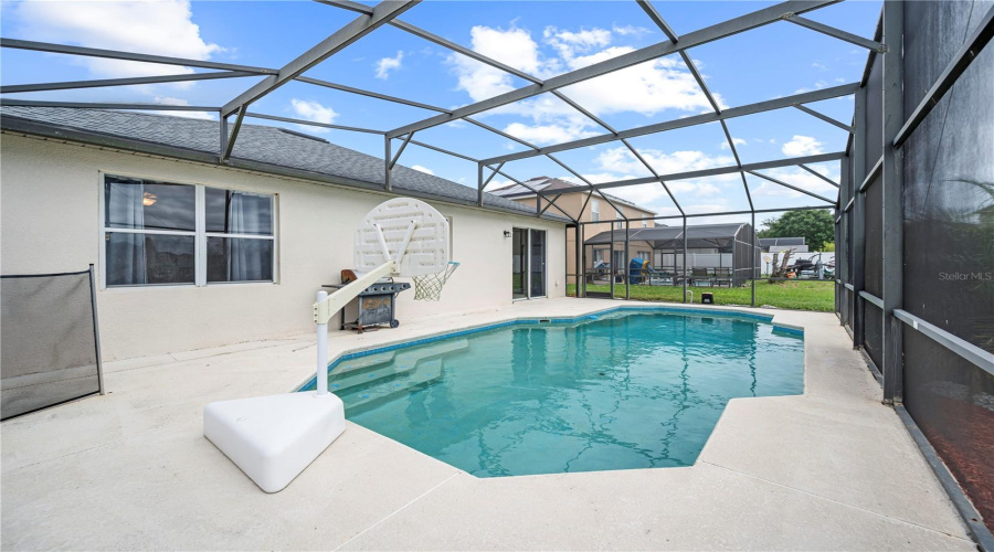 DAVENPORT, Florida 33897, 3 Bedrooms Bedrooms, ,2 BathroomsBathrooms,Residential,For Sale,ELDERBERRY,0,MFRL4956193