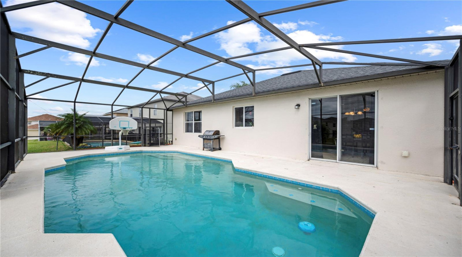 DAVENPORT, Florida 33897, 3 Bedrooms Bedrooms, ,2 BathroomsBathrooms,Residential,For Sale,ELDERBERRY,0,MFRL4956193