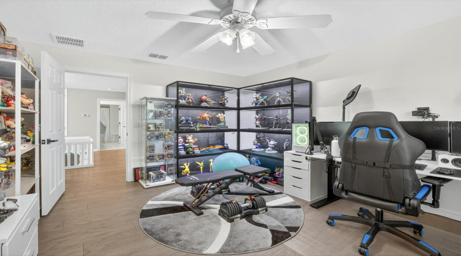 Secondary Bedroom