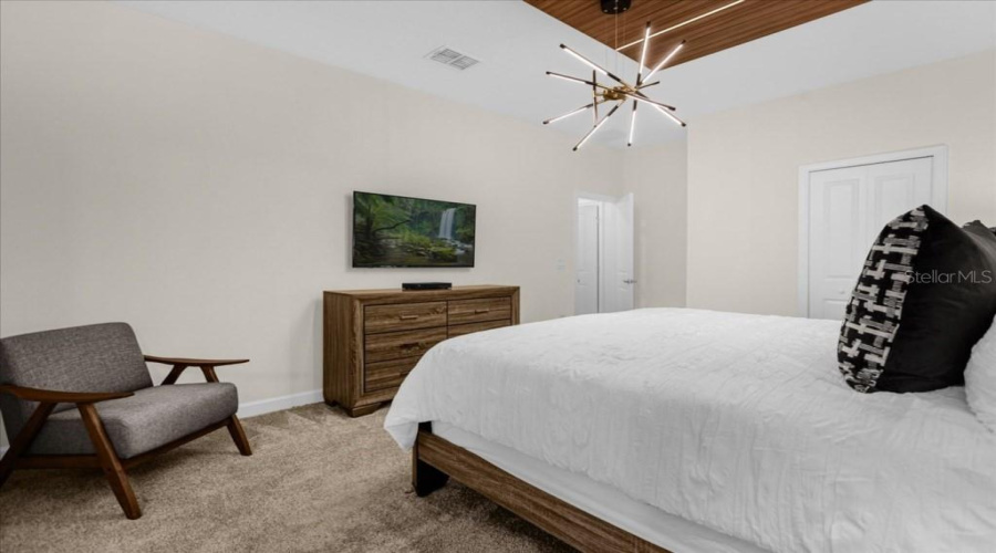DAVENPORT, Florida 33896, 9 Bedrooms Bedrooms, ,5 BathroomsBathrooms,Residential,For Sale,PEBBLE BEACH,0,MFRO6349093