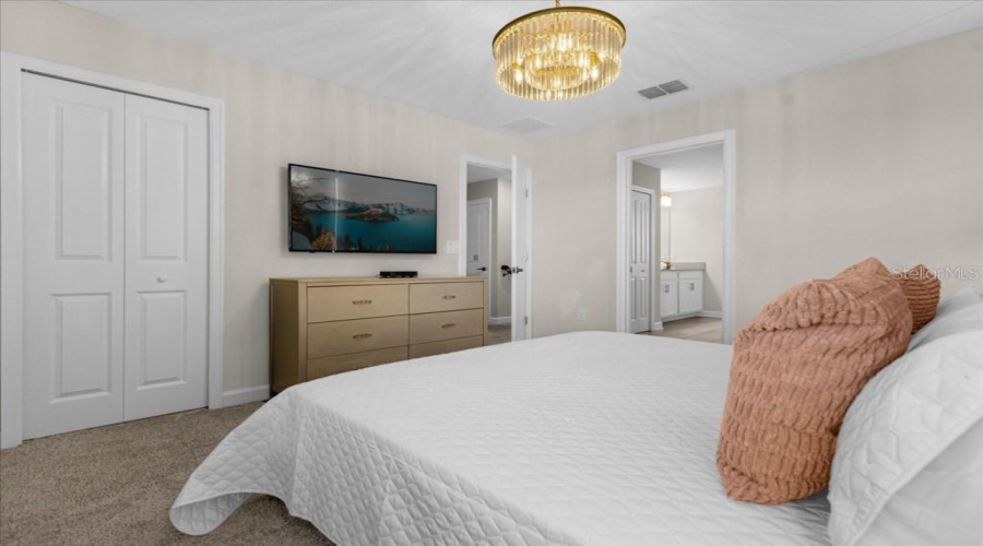 DAVENPORT, Florida 33896, 9 Bedrooms Bedrooms, ,5 BathroomsBathrooms,Residential,For Sale,PEBBLE BEACH,0,MFRO6349093