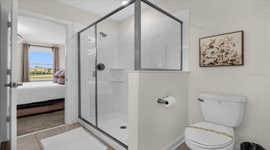 DAVENPORT, Florida 33896, 9 Bedrooms Bedrooms, ,5 BathroomsBathrooms,Residential,For Sale,PEBBLE BEACH,0,MFRO6349093