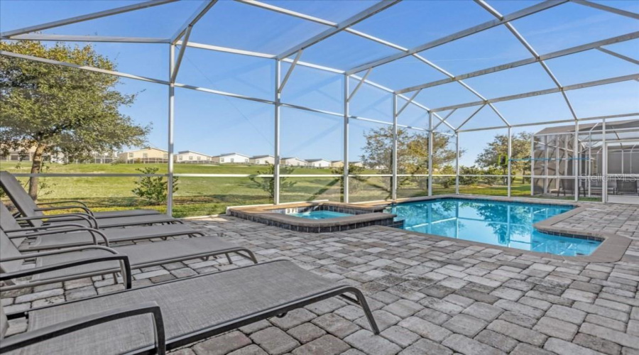 DAVENPORT, Florida 33896, 9 Bedrooms Bedrooms, ,5 BathroomsBathrooms,Residential,For Sale,PEBBLE BEACH,0,MFRO6349093