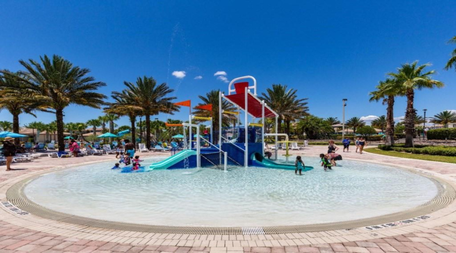 DAVENPORT, Florida 33896, 9 Bedrooms Bedrooms, ,5 BathroomsBathrooms,Residential,For Sale,PEBBLE BEACH,0,MFRO6349093