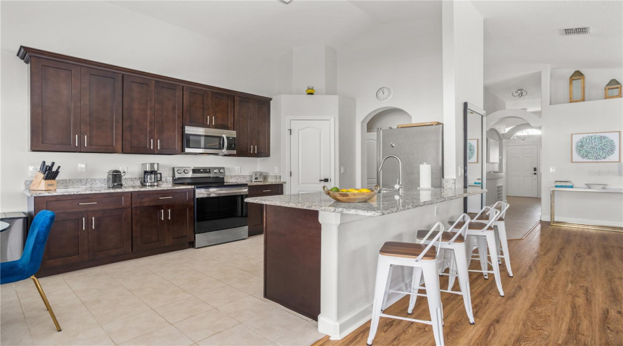 DAVENPORT, Florida 33897, 4 Bedrooms Bedrooms, ,3 BathroomsBathrooms,Residential,For Sale,OLD BRIDGE,0,MFRTB8433514