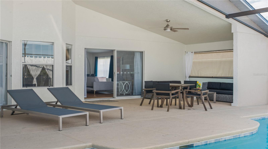 DAVENPORT, Florida 33897, 4 Bedrooms Bedrooms, ,3 BathroomsBathrooms,Residential,For Sale,OLD BRIDGE,0,MFRTB8433514