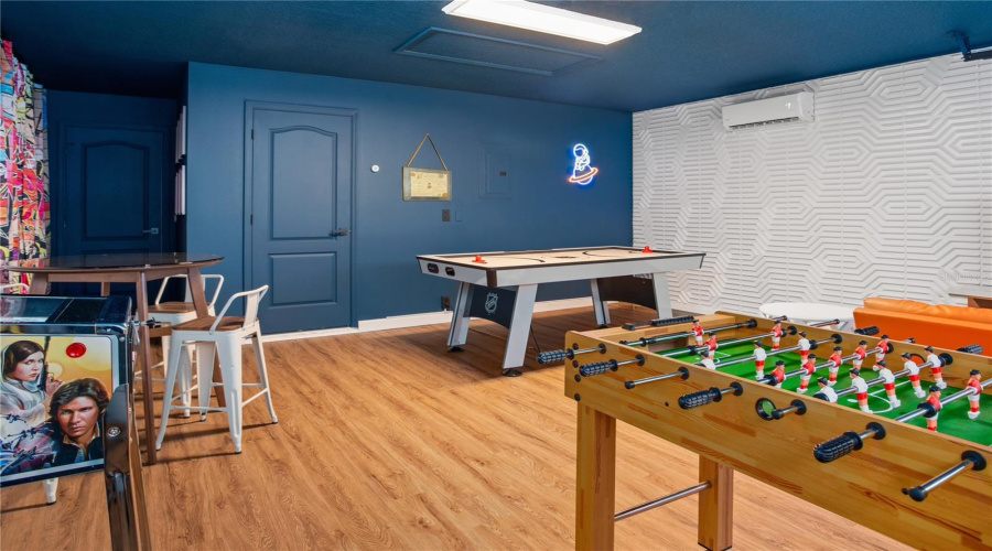 DAVENPORT, Florida 33897, 4 Bedrooms Bedrooms, ,3 BathroomsBathrooms,Residential,For Sale,OLD BRIDGE,0,MFRTB8433514