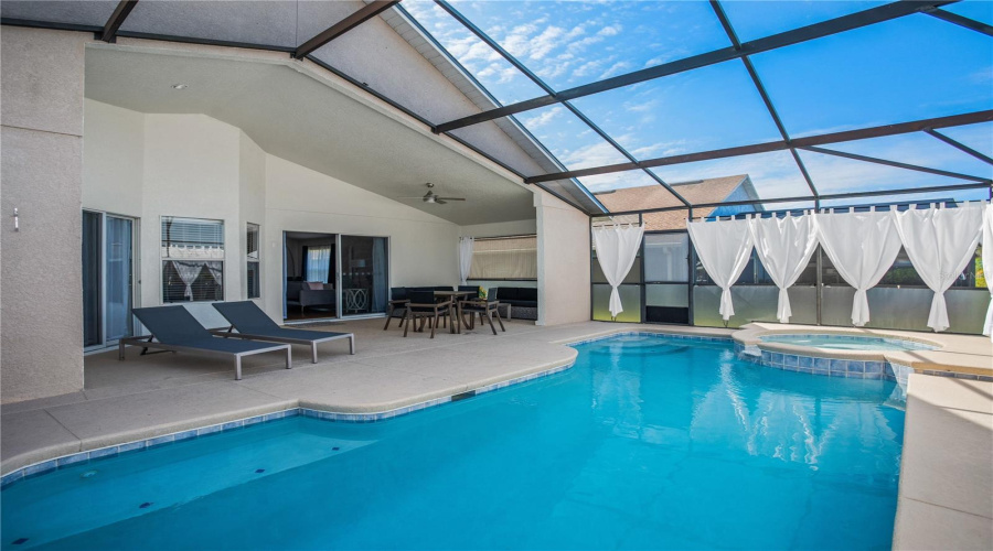 DAVENPORT, Florida 33897, 4 Bedrooms Bedrooms, ,3 BathroomsBathrooms,Residential,For Sale,OLD BRIDGE,0,MFRTB8433514
