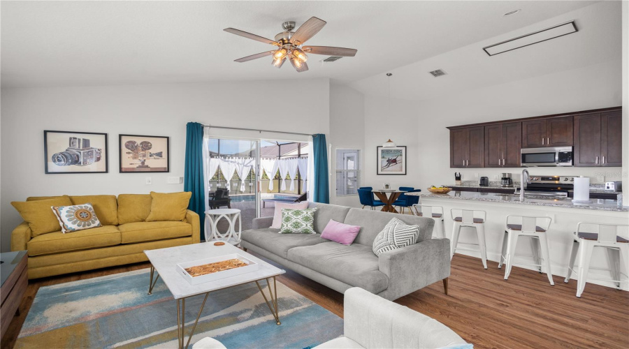 DAVENPORT, Florida 33897, 4 Bedrooms Bedrooms, ,3 BathroomsBathrooms,Residential,For Sale,OLD BRIDGE,0,MFRTB8433514