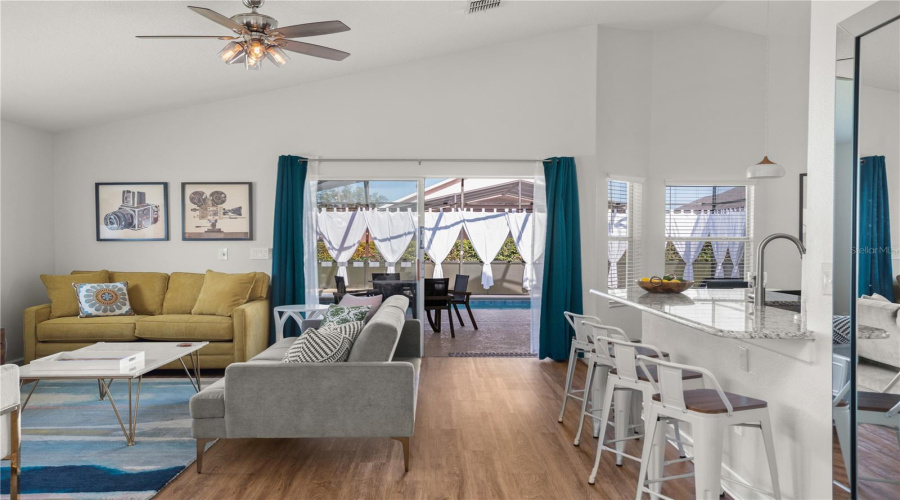 DAVENPORT, Florida 33897, 4 Bedrooms Bedrooms, ,3 BathroomsBathrooms,Residential,For Sale,OLD BRIDGE,0,MFRTB8433514