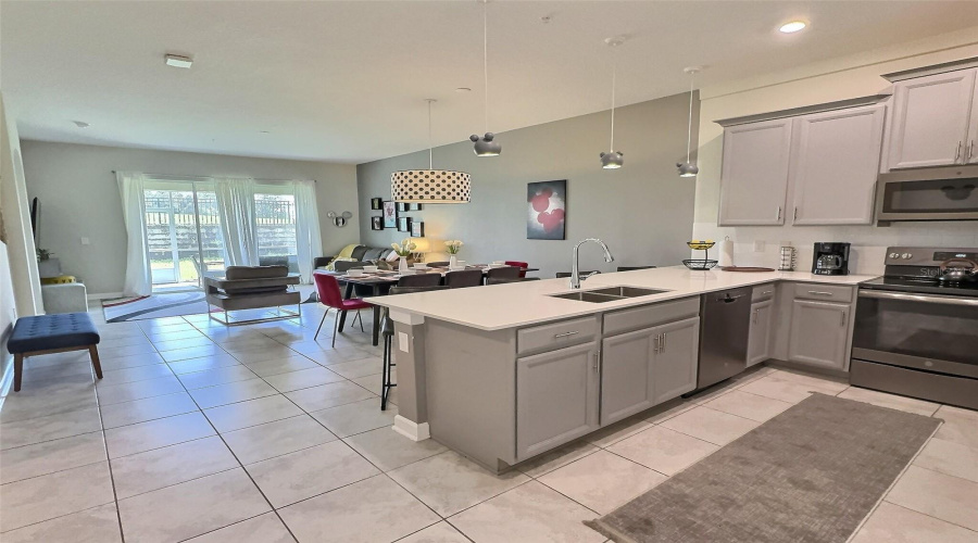 DAVENPORT, Florida 33896, 2 Bedrooms Bedrooms, ,2 BathroomsBathrooms,Residential,For Sale,OCEAN COURSE,0,MFRO6348979