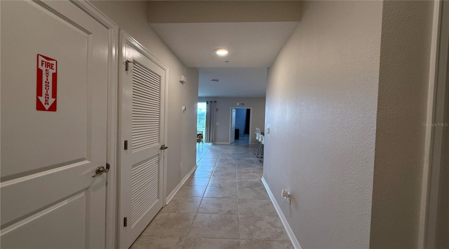 FOYER