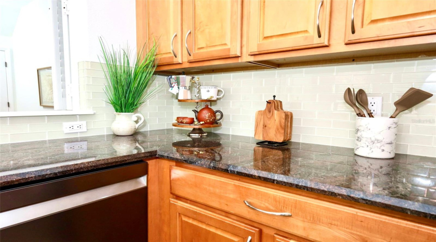 ORLANDO, Florida 32836, 3 Bedrooms Bedrooms, ,2 BathroomsBathrooms,Residential,For Sale,THE ESPLANADE,0,MFRO6348826