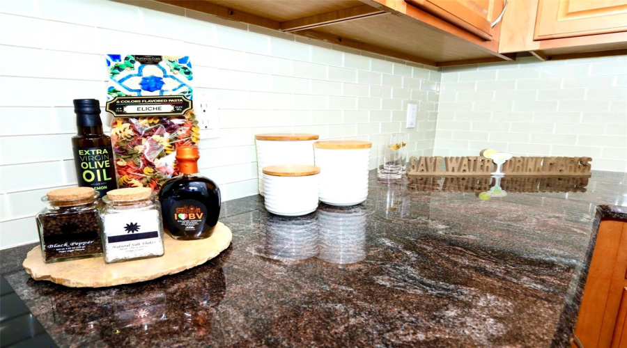 ORLANDO, Florida 32836, 3 Bedrooms Bedrooms, ,2 BathroomsBathrooms,Residential,For Sale,THE ESPLANADE,0,MFRO6348826