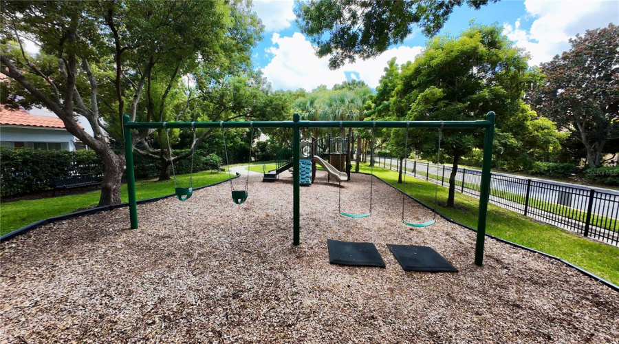 ORLANDO, Florida 32836, 3 Bedrooms Bedrooms, ,2 BathroomsBathrooms,Residential,For Sale,THE ESPLANADE,0,MFRO6348826