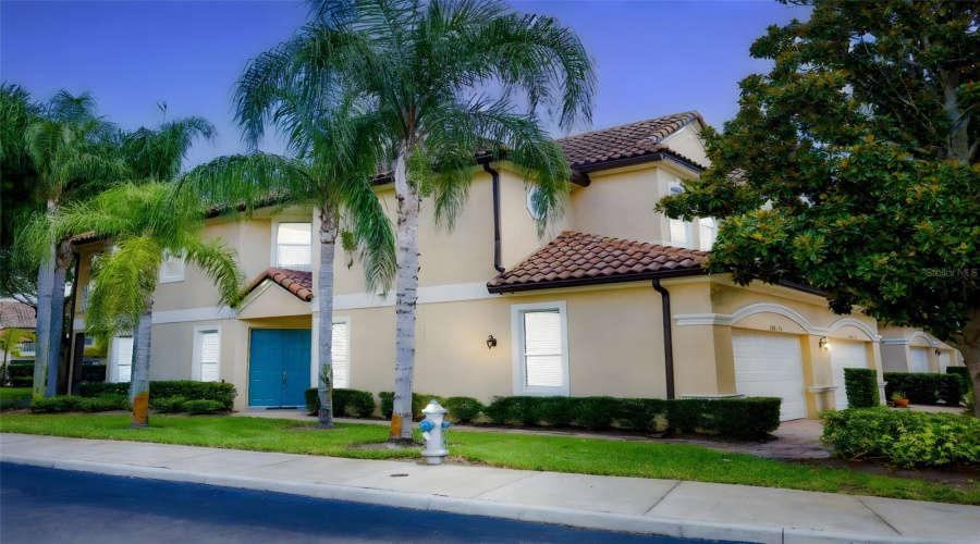 ORLANDO, Florida 32836, 3 Bedrooms Bedrooms, ,2 BathroomsBathrooms,Residential,For Sale,THE ESPLANADE,0,MFRO6348826