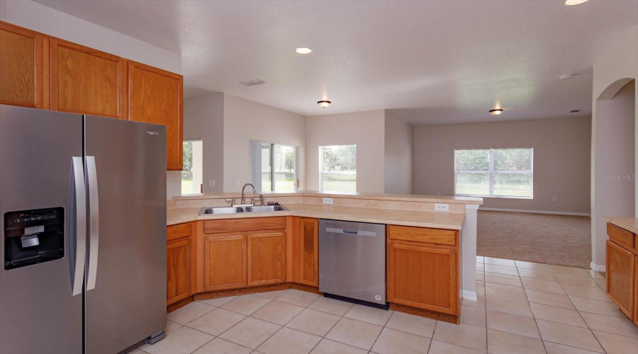 KISSIMMEE, Florida 34746, 4 Bedrooms Bedrooms, ,2 BathroomsBathrooms,Residential,For Sale,BOUGAINVILLEA,0,MFRO6312793