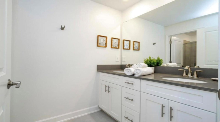 KISSIMMEE, Florida 34746, 4 Bedrooms Bedrooms, ,3 BathroomsBathrooms,Residential,For Sale,SCRAPBOOK,0,MFRO6347933