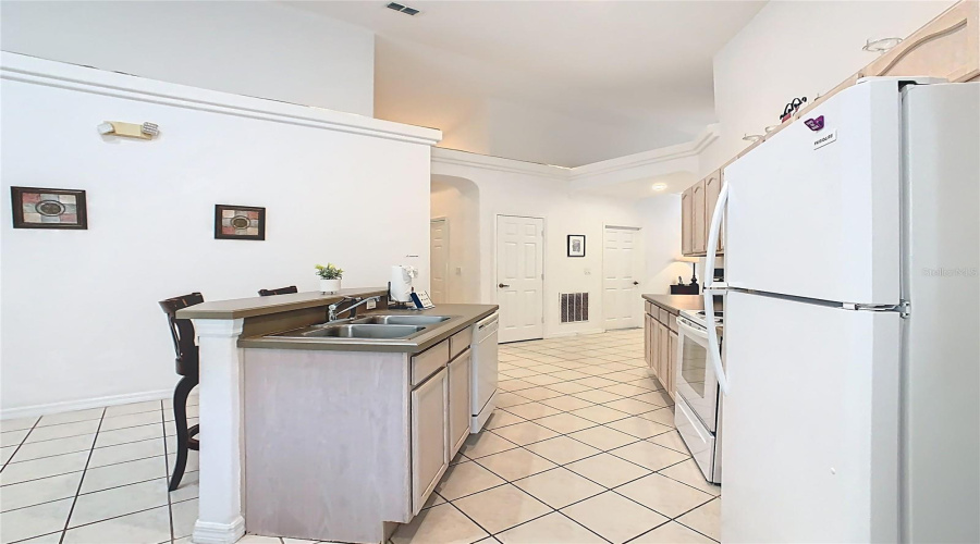 DAVENPORT, Florida 33837, 4 Bedrooms Bedrooms, ,3 BathroomsBathrooms,Residential,For Sale,ANDALUSIA,0,MFRS5135760