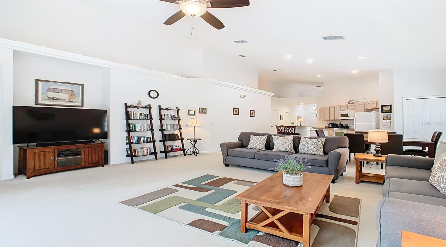 DAVENPORT, Florida 33837, 4 Bedrooms Bedrooms, ,3 BathroomsBathrooms,Residential,For Sale,ANDALUSIA,0,MFRS5135760