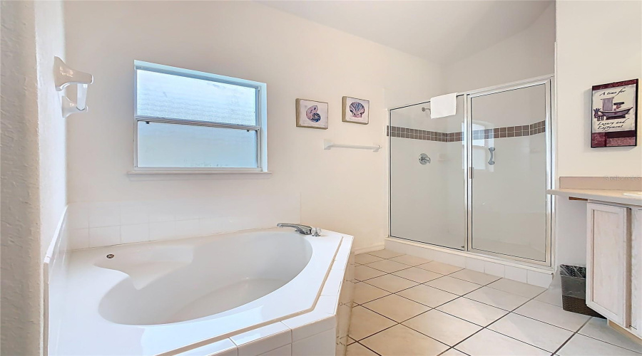 DAVENPORT, Florida 33837, 4 Bedrooms Bedrooms, ,3 BathroomsBathrooms,Residential,For Sale,ANDALUSIA,0,MFRS5135760