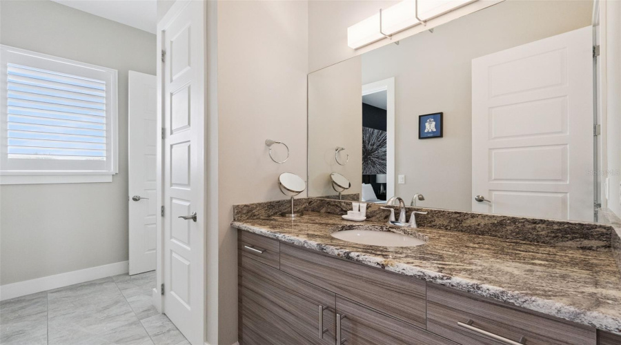 KISSIMMEE, Florida 34747, 5 Bedrooms Bedrooms, ,5 BathroomsBathrooms,Residential,For Sale,DESERT MOUNTAIN,0,MFRS5135798
