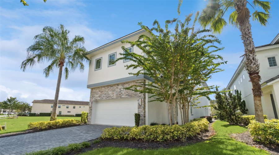 KISSIMMEE, Florida 34747, 5 Bedrooms Bedrooms, ,5 BathroomsBathrooms,Residential,For Sale,DESERT MOUNTAIN,0,MFRS5135798