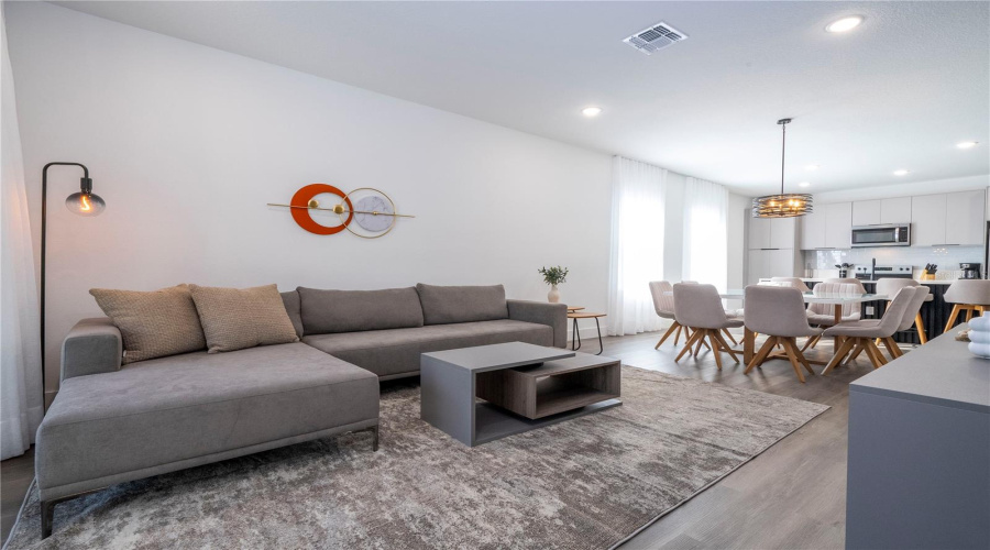 KISSIMMEE, Florida 34747, 5 Bedrooms Bedrooms, ,4 BathroomsBathrooms,Residential,For Sale,SANTORINI,0,MFRO6349263