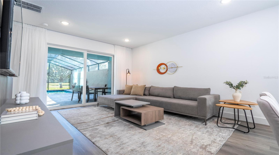 KISSIMMEE, Florida 34747, 5 Bedrooms Bedrooms, ,4 BathroomsBathrooms,Residential,For Sale,SANTORINI,0,MFRO6349263