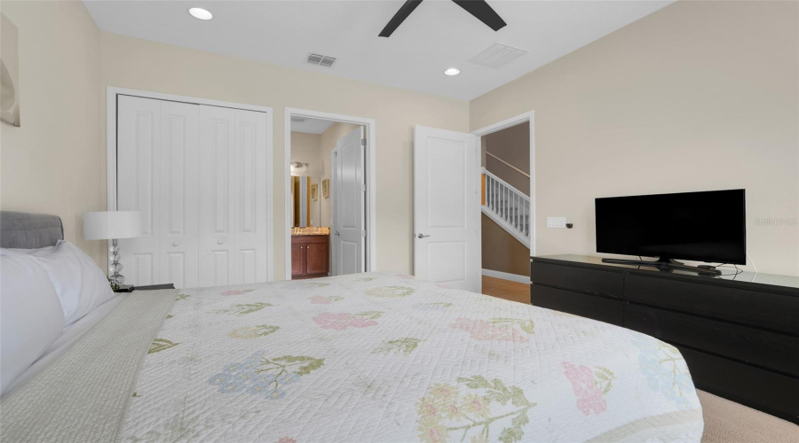 DAVENPORT, Florida 33896, 4 Bedrooms Bedrooms, ,4 BathroomsBathrooms,Residential,For Sale,CAPTIVA,0,MFRO6349236