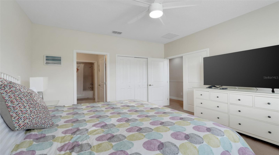 DAVENPORT, Florida 33896, 4 Bedrooms Bedrooms, ,4 BathroomsBathrooms,Residential,For Sale,CAPTIVA,0,MFRO6349236