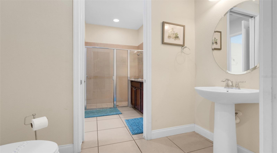DAVENPORT, Florida 33896, 4 Bedrooms Bedrooms, ,4 BathroomsBathrooms,Residential,For Sale,CAPTIVA,0,MFRO6349236