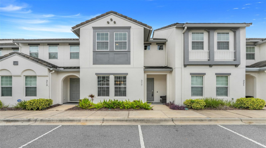 DAVENPORT, Florida 33896, 4 Bedrooms Bedrooms, ,4 BathroomsBathrooms,Residential,For Sale,CAPTIVA,0,MFRO6349236