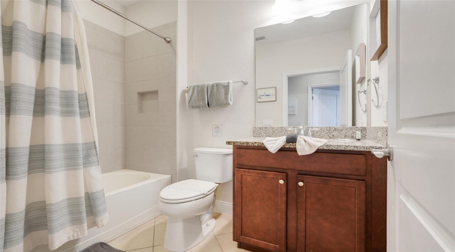 DAVENPORT, Florida 33896, 4 Bedrooms Bedrooms, ,4 BathroomsBathrooms,Residential,For Sale,CAPTIVA,0,MFRO6349236