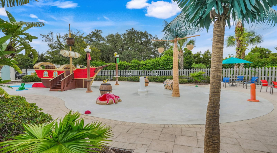 DAVENPORT, Florida 33896, 4 Bedrooms Bedrooms, ,4 BathroomsBathrooms,Residential,For Sale,CAPTIVA,0,MFRO6349236