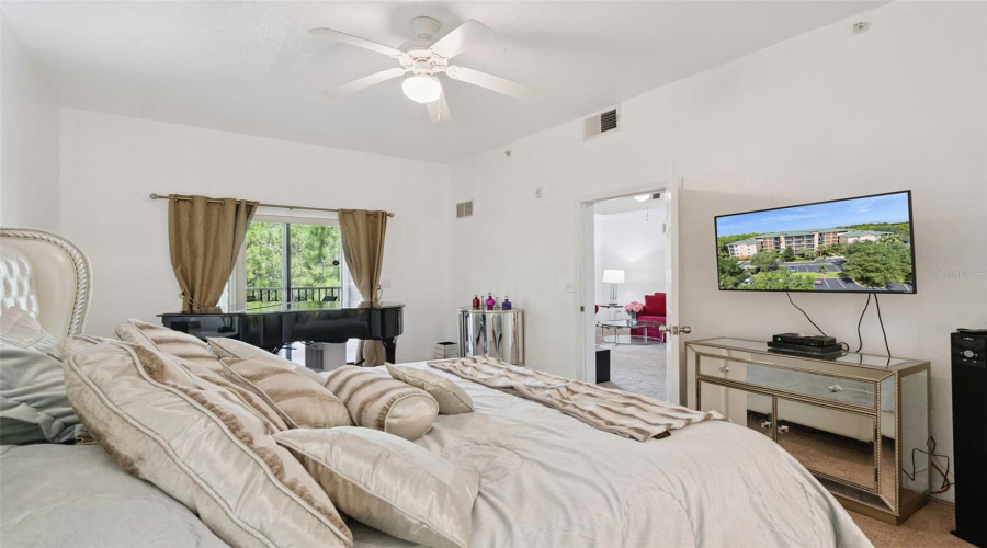 KISSIMMEE, Florida 34747, 3 Bedrooms Bedrooms, ,2 BathroomsBathrooms,Residential,For Sale,PIRATES RETREAT,0,MFRS5135791