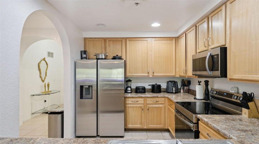 KISSIMMEE, Florida 34747, 3 Bedrooms Bedrooms, ,2 BathroomsBathrooms,Residential,For Sale,PIRATES RETREAT,0,MFRS5135791